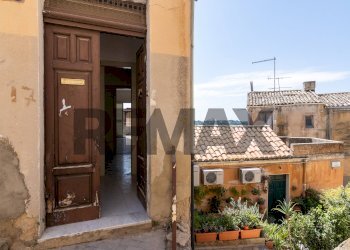 Edificio all\'aperto - Casa indipendente Via Vespo
 
17, Caltagirone - foto 11