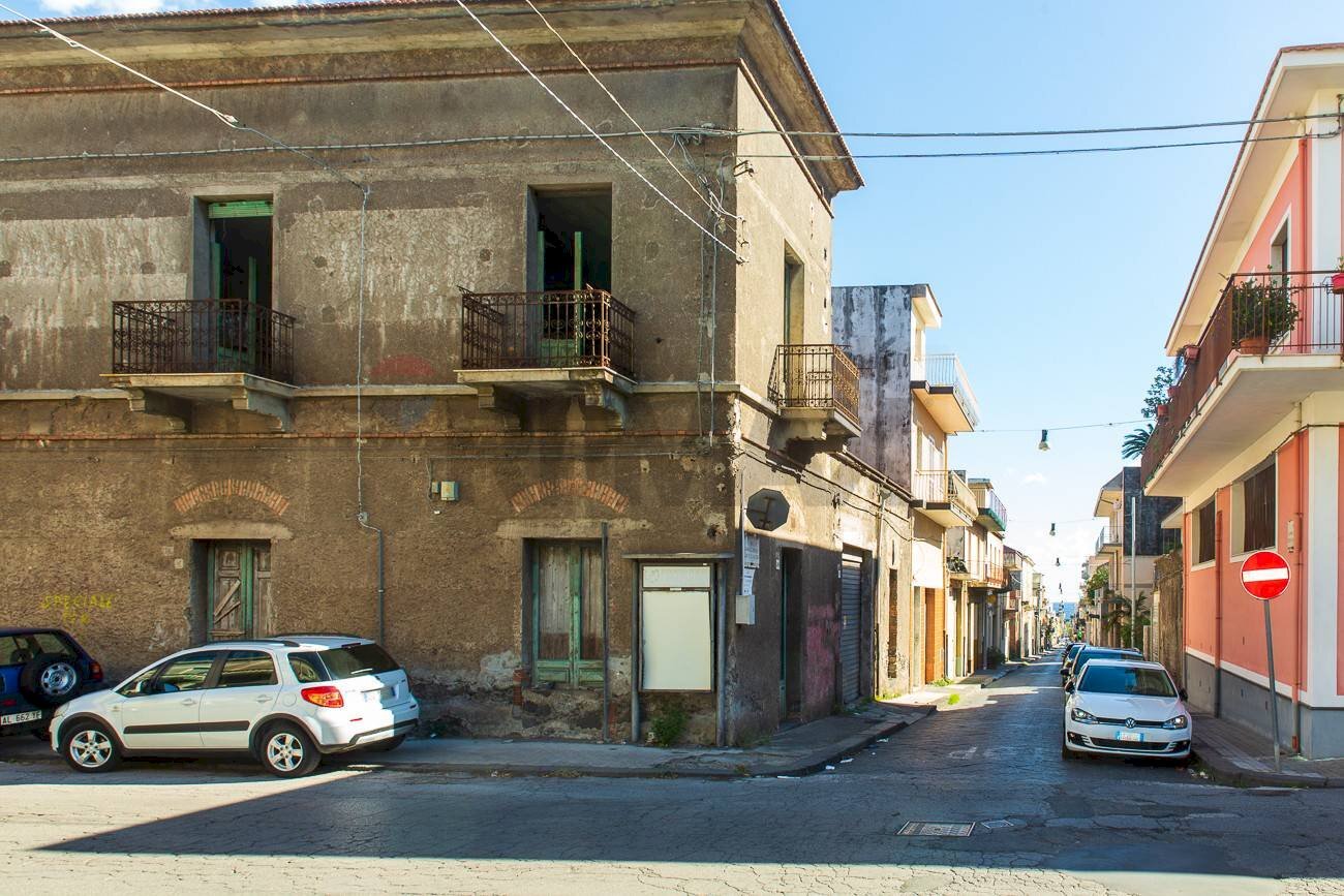 Via Vespri/Via Cavour - Casa indipendente Via Vespri
32, Riposto - foto 3