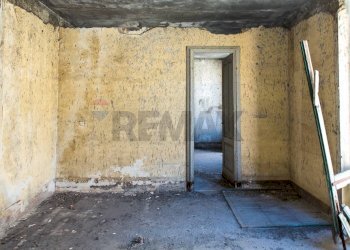 Stanza vuota - Casa indipendente Via Vespri
 
32, Riposto - foto 23
