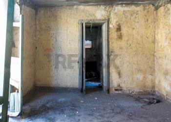 Stanza vuota - Casa indipendente Via Vespri
 
32, Riposto - foto 24