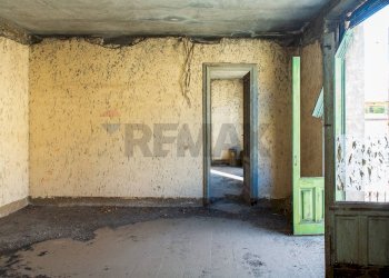 Stanza vuota - Casa indipendente Via Vespri
 
32, Riposto - foto 33