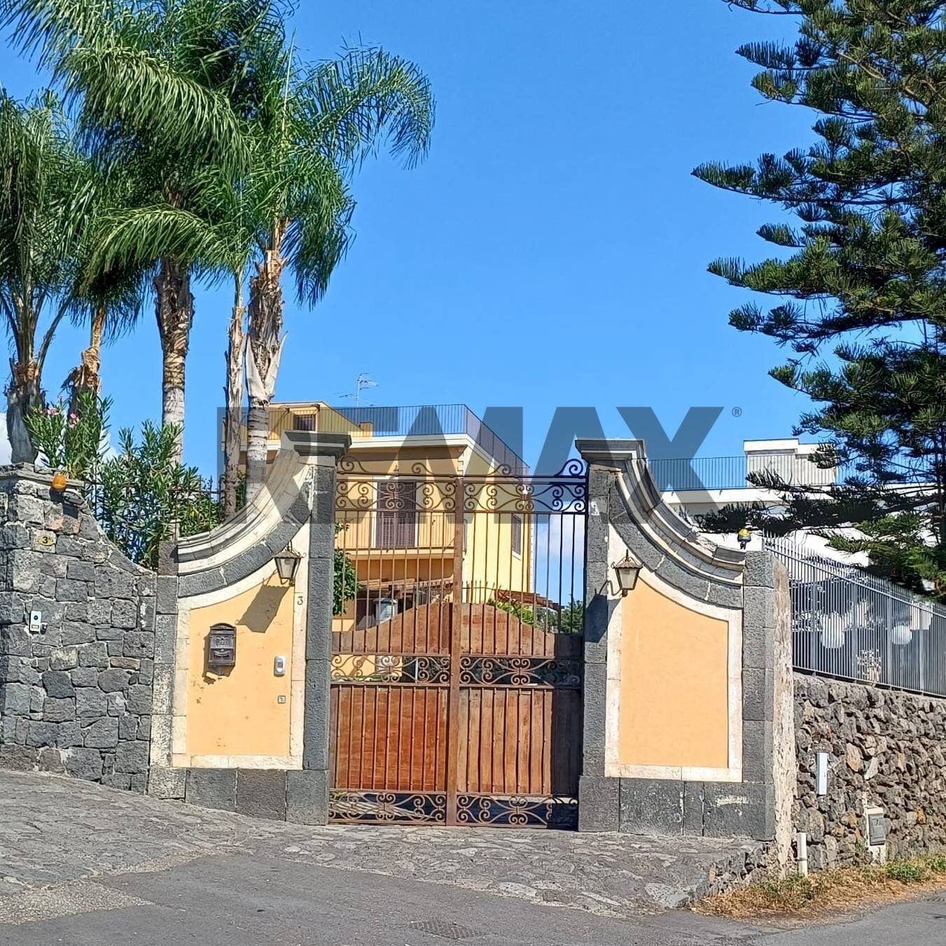 Casa all\'aperto - Villa Via Ugo Foscolo
 
3, Santa Venerina - foto 1