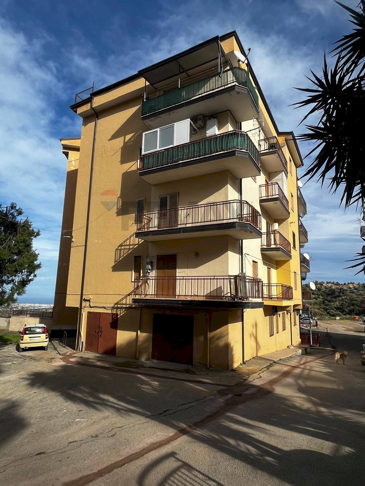 Edificio all\'aperto - Appartamento via Vico nono di viale  Rimembranze
 
3, Corigliano-Rossano - foto 1