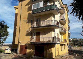 Edificio all\'aperto - Appartamento via Vico nono di viale Rimembranze
3, Corigliano-Rossano - foto 1