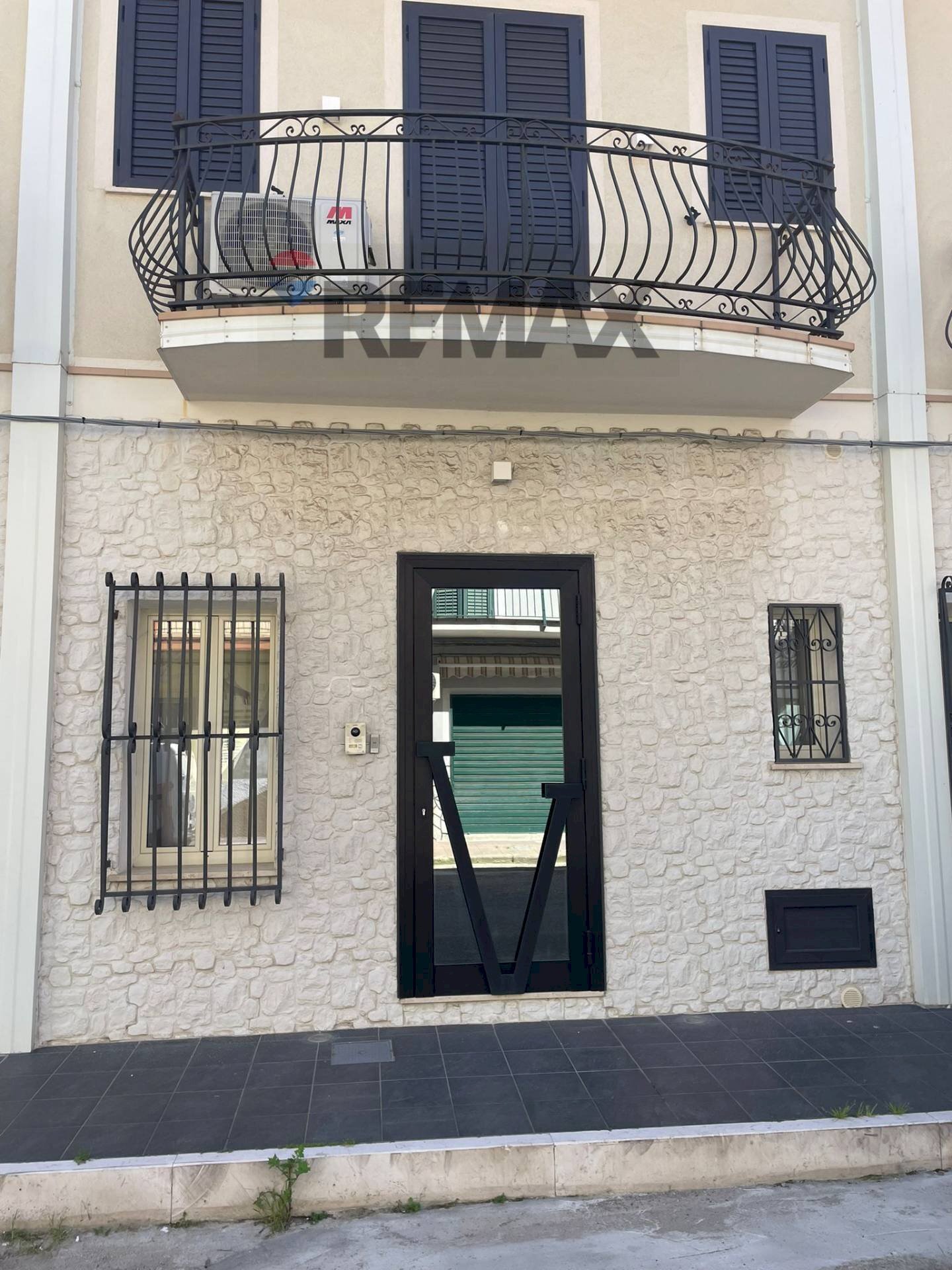 Edificio all\'aperto - Hotel via Rimini
12, Corigliano-Rossano - foto 2