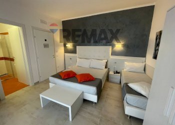 Camera / camera da letto - Hotel via Rimini
12, Corigliano-Rossano - foto 11