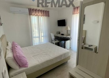 Camera / camera da letto - Hotel via Rimini
12, Corigliano-Rossano - foto 18