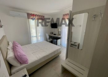 Camera / camera da letto - Hotel via Rimini
12, Corigliano-Rossano - foto 19
