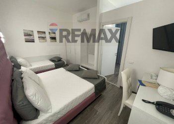 Camera / camera da letto - Hotel via Rimini
12, Corigliano-Rossano - foto 26