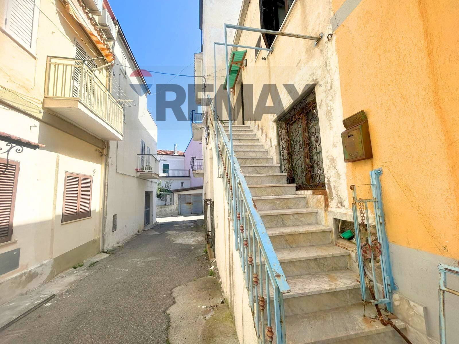 Scale - Casa semi indipendente Via Napoli
 
snc, Cariati - foto 1