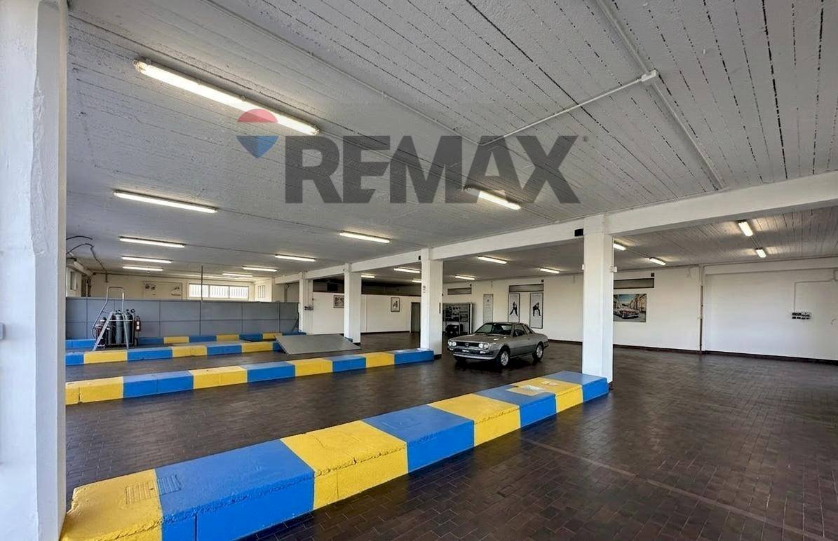 Parcheggio - Commercial Premises Via Barletta, 134
134, Corigliano-Rossano - photo 3