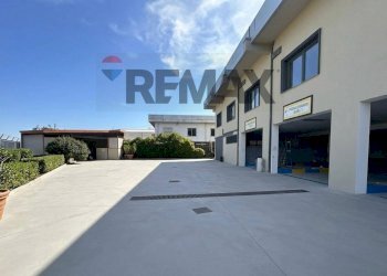Terrazza - Commercial Premises Via Barletta, 134
134, Corigliano-Rossano - photo 6