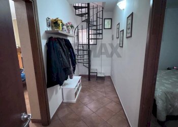 Hall / corridoio - Casa indipendente via delle nazioni unite, Corigliano-Rossano - foto 9