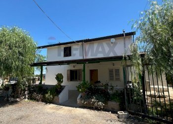 Casa all\'aperto - Villa Contrada Permuta
 
SNC, Cassano all'Ionio - photo 1