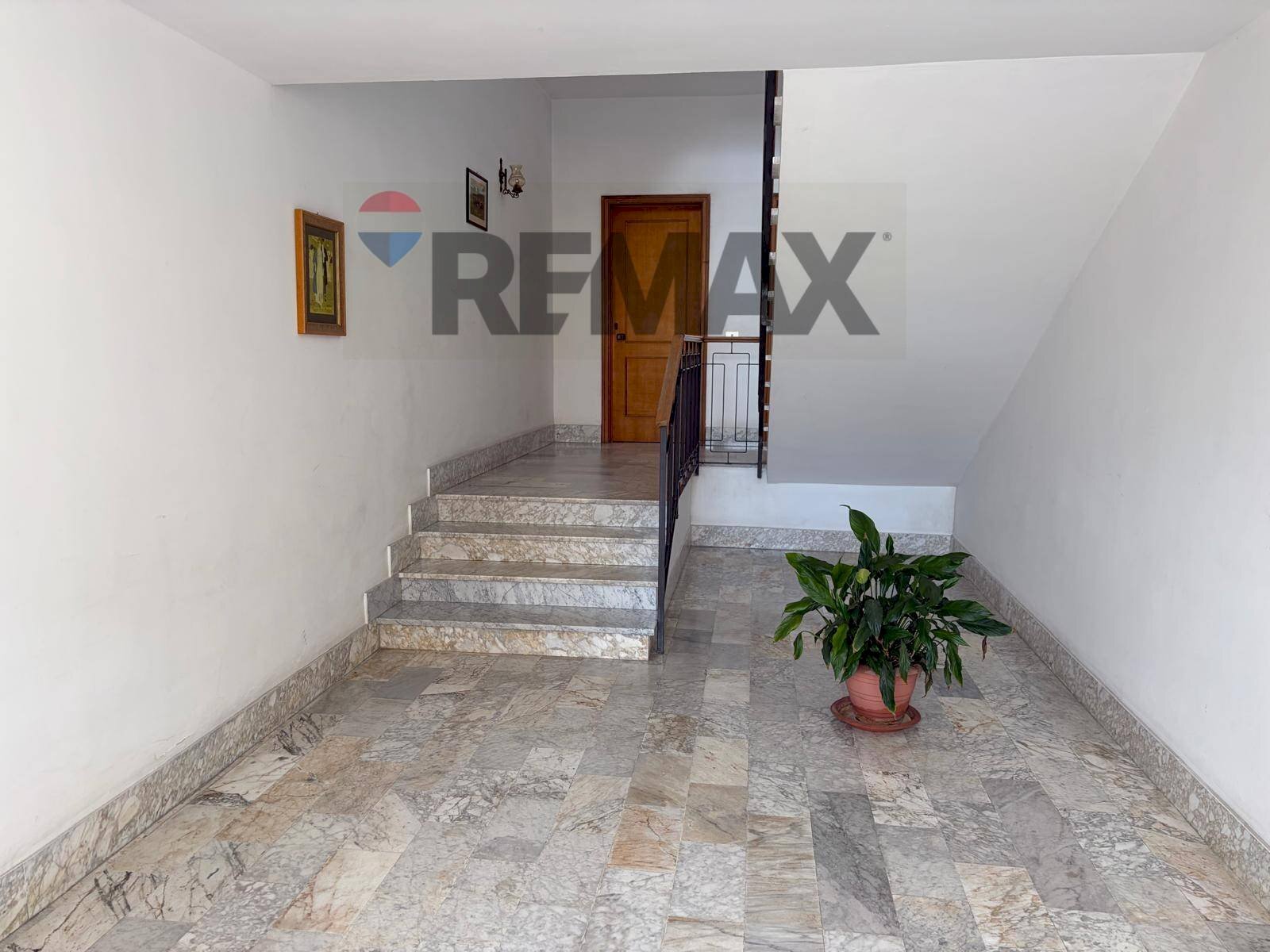 Scale - Semi-detached Villa Giovanni Amendola
27, Siderno - photo 3
