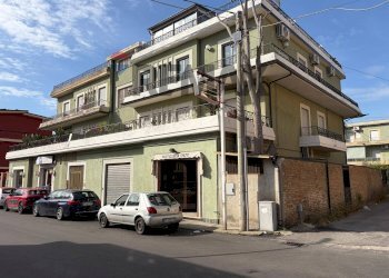 Edificio all\'aperto - Semi-detached Villa Giovanni Amendola
 
27, Siderno - photo 1