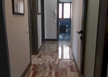 Hall / corridoio - Semi-detached Villa Giovanni Amendola
 
27, Siderno - photo 16