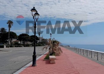 Edificio all\'aperto - Semi-detached Villa Giovanni Amendola
 
27, Siderno - photo 26