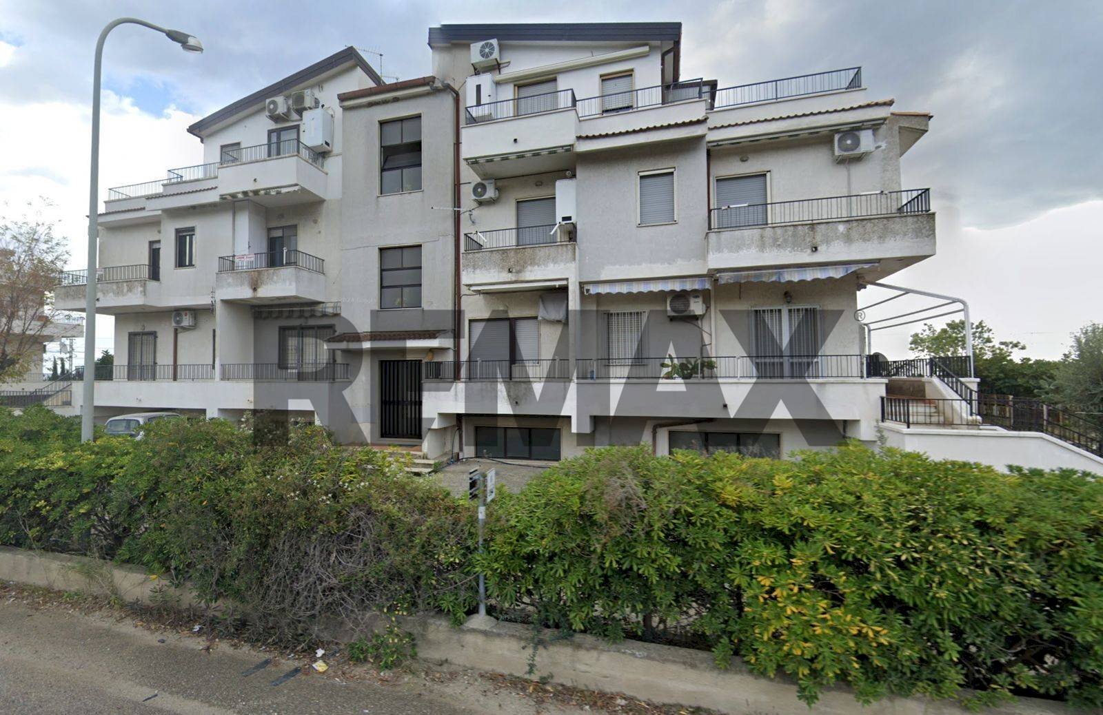 Edificio all\'aperto - Quadrilocale via lagaria
 
snc, Amendolara - foto 1