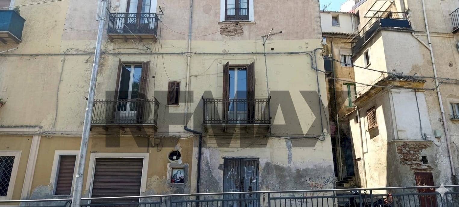 Edificio all\'aperto - Casa indipendente VIA AQUILINO
7, Corigliano-Rossano - foto 2