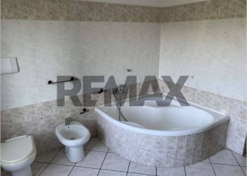 Bagno - Apartment contrada cuccio
 
92, San Giorgio Albanese - photo 8