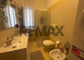 Bagno - Semi-detached house Via Ettore Maiorana
 
32, Corigliano-Rossano - photo 5