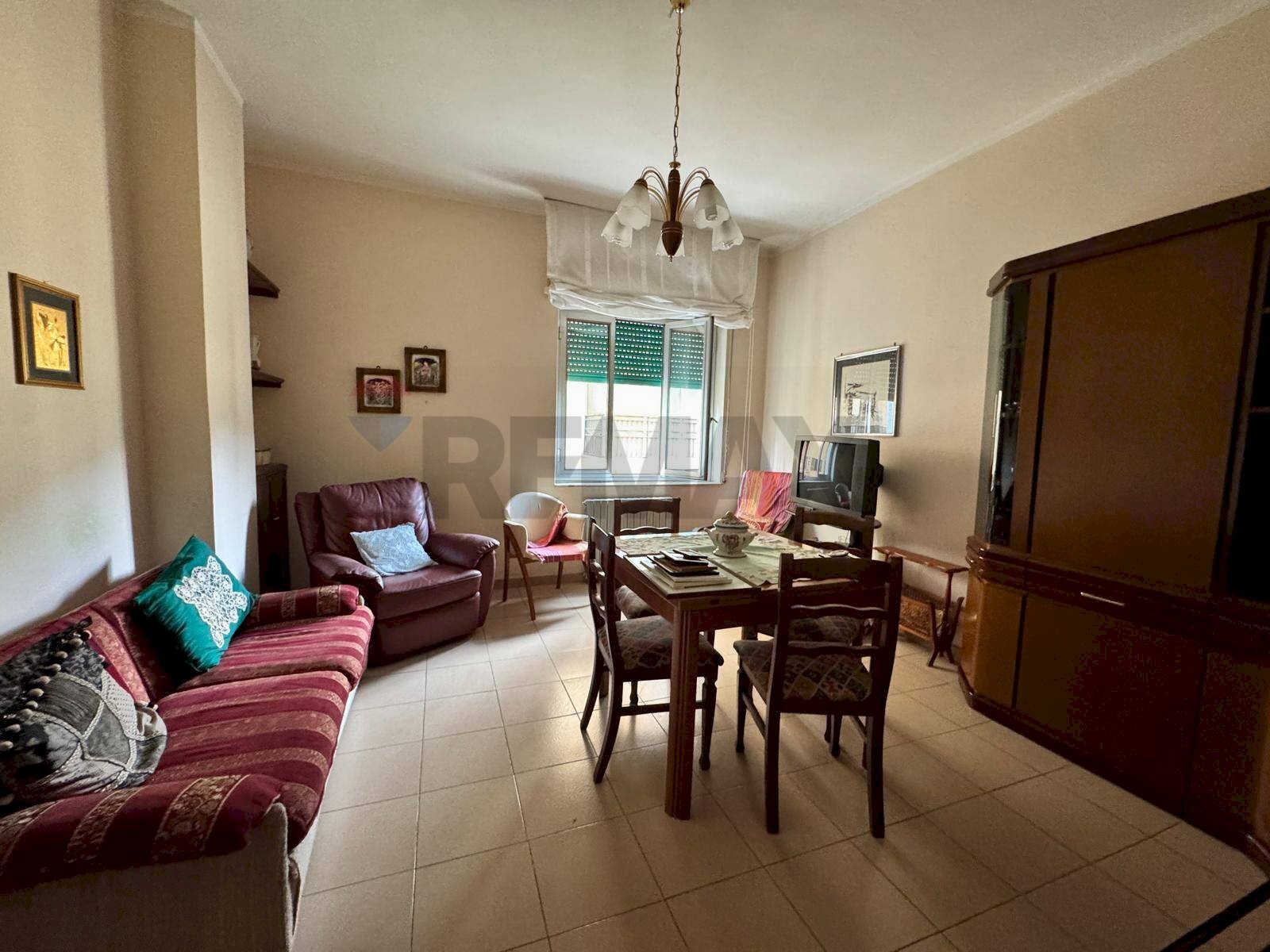 Sala da pranzo - Apartment VIA ALDO MORO
 
118, Corigliano-Rossano - photo 2