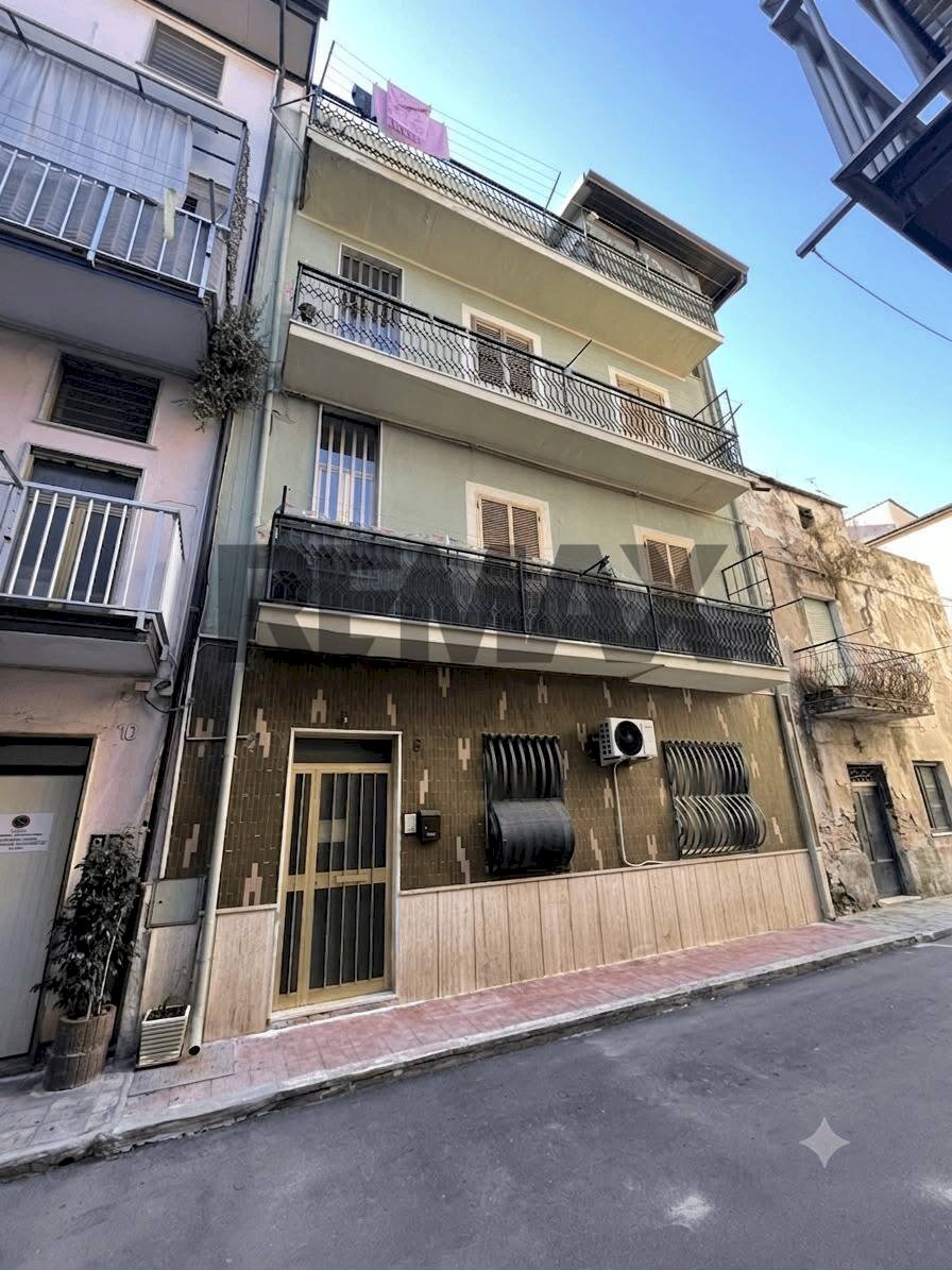 Edificio all\'aperto - Quadrilocale Via Anzio
 
8, Corigliano-Rossano - foto 1