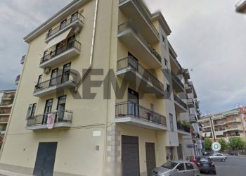 Edificio all\'aperto - Appartamento Via Adua
23, Corigliano-Rossano - foto 1