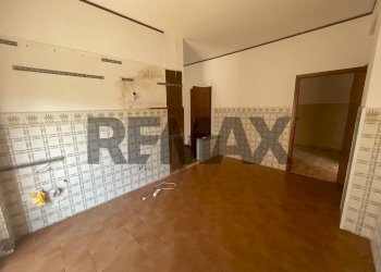 Stanza vuota - Appartamento Via Adua
23, Corigliano-Rossano - foto 8
