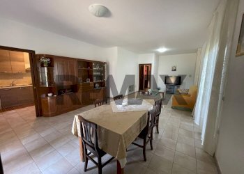 Sala da pranzo - Villa contrada foresta
 
snc, Acri - foto 17