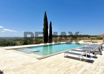 Piscina - Villa sc di fonte pietri
 
1, Campagnatico - photo 1