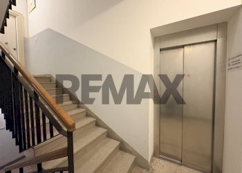 Scale - Two-room apartment VIA COLORNI
 
4, Trieste - photo 17