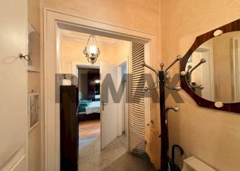 Hall / corridoio - Two-room apartment VIA COLORNI
 
4, Trieste - photo 6
