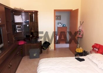 Camera / camera da letto - Villa Via Rosolini (Villasmundo)
 
7, Melilli - foto 10