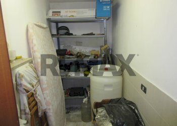 Dispensa di stoccaggio - Villa Via Rosolini (Villasmundo)
 
7, Melilli - foto 28