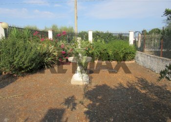Giardino - Villa Via Rosolini (Villasmundo)
 
7, Melilli - foto 48