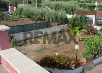 Giardino - Villa Via Rosolini (Villasmundo)
 
7, Melilli - foto 61