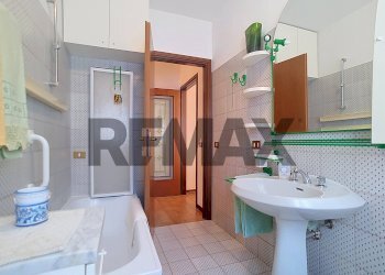 Bagno - Appartamento via Trilussa
 
5, Cadoneghe - foto 12