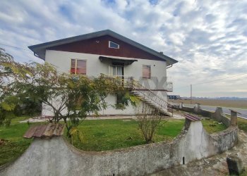 Casa all\'aperto - Casa semi indipendente Via Rossetta
 
23, Tresignana - foto 2