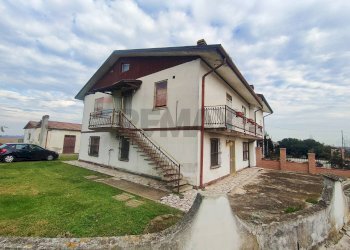 Casa all\'aperto - Casa semi indipendente Via Rossetta
 
23, Tresignana - foto 3