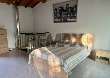 Camera / camera da letto - Semi-detached house strada del campofermo
50, Tizzano Val Parma - photo 30