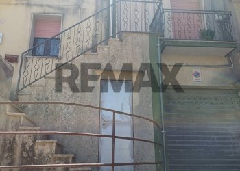 Edificio all\'aperto - Casa indipendente via Cappella
 
101, Chiaramonte Gulfi - foto 15