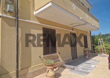 Terrazza - Villa Via Venna
 
13, Tollo - photo 4