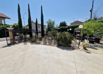 Terrazza - Villa Via Venna
 
13, Tollo - photo 14