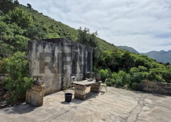 Casa all\'aperto - Terreno agricolo C.DA COZZO LUPO
SNC, Carini - foto 2