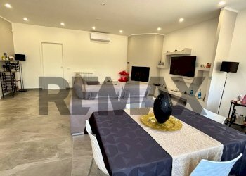 Sala da pranzo - Villa contrada chiesazza sperone
 
11, Altavilla Milicia - photo 17