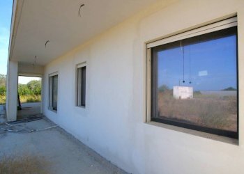 Stanza non arredata - Villa strada Vicinale Frasca, Matino - foto 4