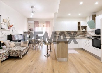 Cucina - Apartment Piazza Zumbini Bonaventura
 
30, Cosenza - photo 1