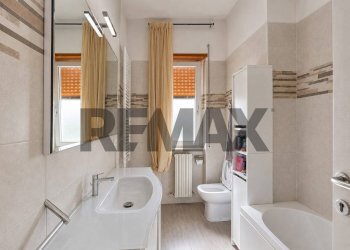 Bagno - Apartment Piazza Zumbini Bonaventura
 
30, Cosenza - photo 5
